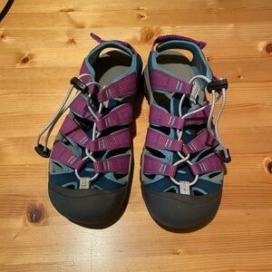 Keen Kids Water Shoes - Purple and Blue